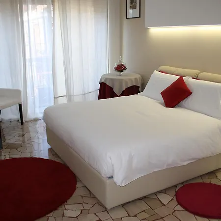 La Rondine Апартаменты